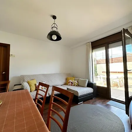 Дом отдыха De - 32801 *